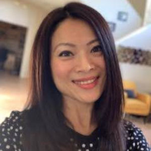 Meet your Posher, Julia